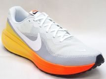 ナイキ レボリューション 8 HJ9198-104