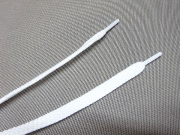 靴ひもスニーカー石目ヒラ 150cm シロ