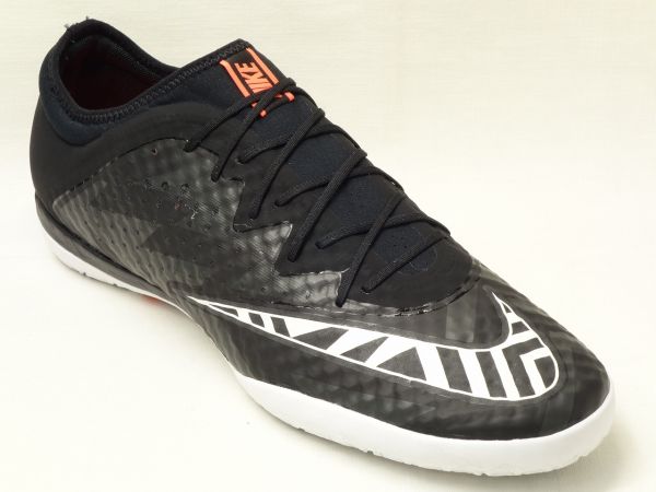 ナイキnikeマーキュリアルｘ フィナーレ ストリート 018 男の大きな靴の専門店 ビッグ ビー