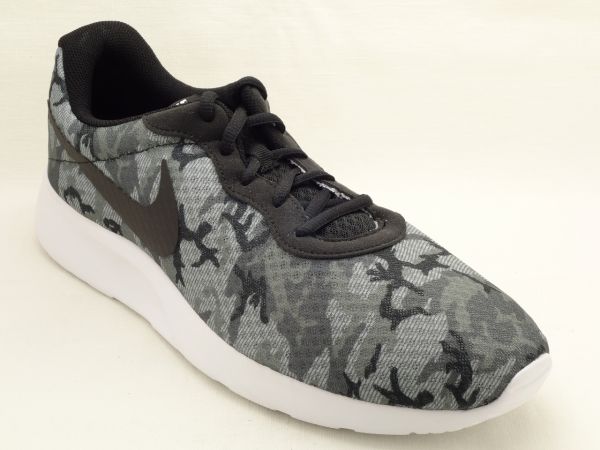 ナイキnikeタンジュン プリント 8193 001 男の大きな靴の専門店 ビッグ ビー
