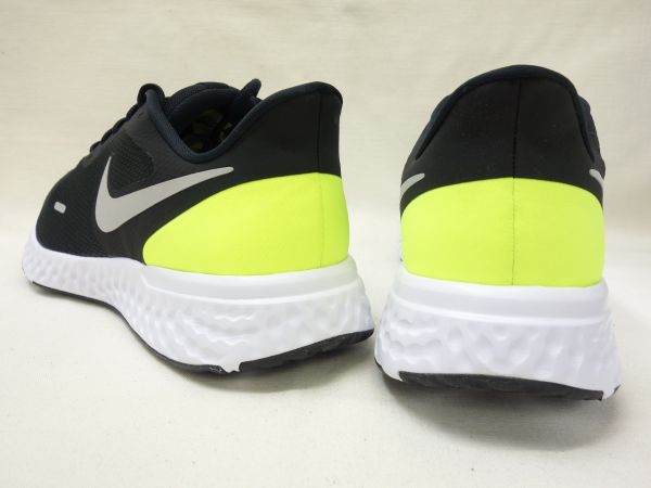 ナイキnikeナイキ レボリューション5 4e bq6714 010 男の大きな靴の専門店 ビッグ ビー ナイキnikeナイキ レボリューション5 4e bq6714 010 男の大きな靴の専門店 ビッグ ビー