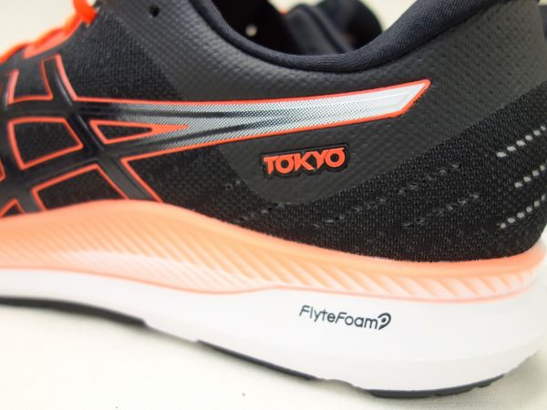 アシックス EvoRide TOKYO 1011B076-001