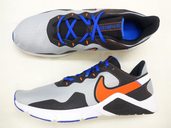 ナイキnikeナイキ レジェンドエッセンシャル Cq9356 013 男の大きな靴の専門店 ビッグ ビー