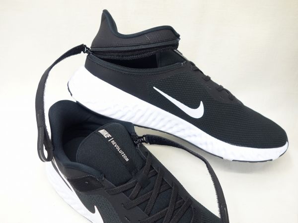 ナイキnikeナイキ レボリューション フライイース5 4e Cj95 004 男の大きな靴の専門店 ビッグ ビー ナイキnikeナイキ レボリューション フライイース5 4e Cj95 004 男の大きな靴の専門店 ビッグ ビー