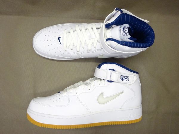 ナイキ AIR FORCE 1 MID DH5622-100