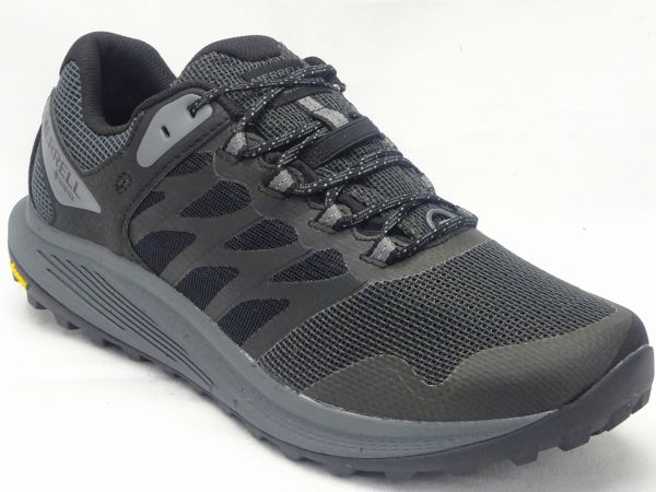 メレルMERRELLメレル NOVA 3 GORE-TEX J067581 BLACK｜男の大きな靴の