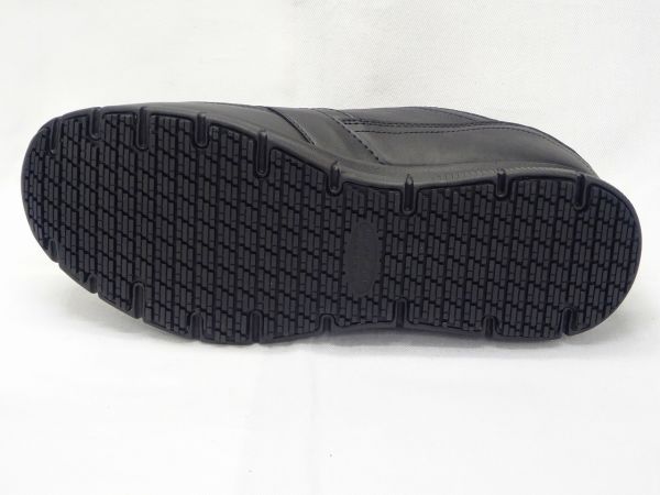 スケッチャーズ NAMPA 77156-BLK