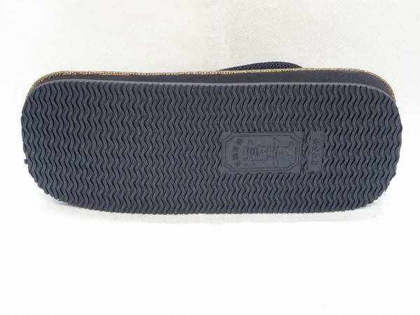信貴 雪駄 黒アメ底 STK16 3L(9寸5分)