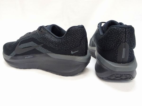 ナイキ AIR WINFLO 11 FJ9509-002