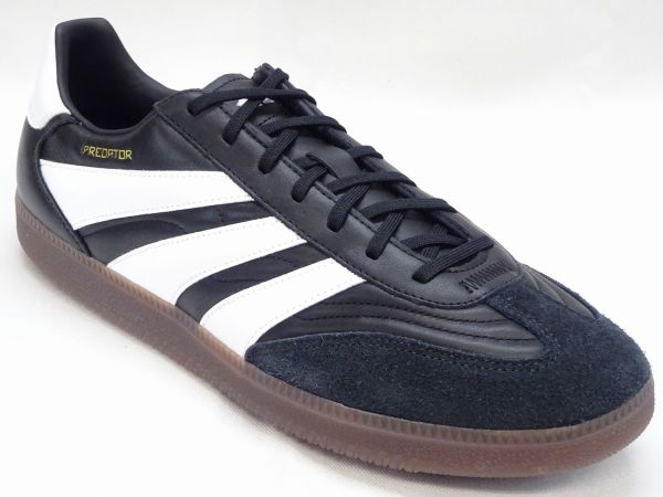 アディダス[サッカー]  PREDATOR FREESTYLE ID3833