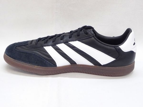 アディダス[サッカー]  PREDATOR FREESTYLE ID3833