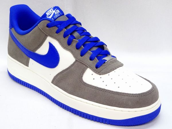 ナイキ AIR FORCE 1' 07 LV8 FQ8714-200