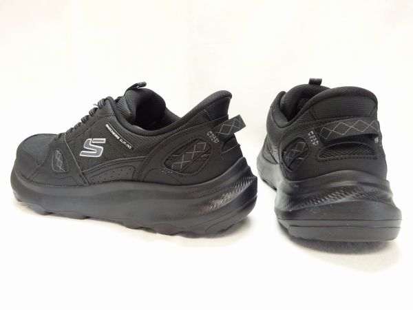 スケッチャーズ RIDGE OAK GATEWAY TRAIL 237788-BBK