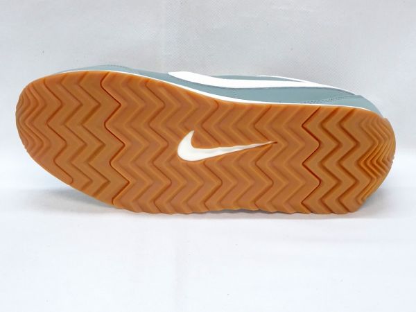 ナイキ PACIFIC LTR IM4006-300