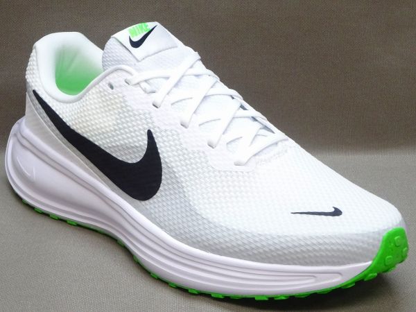 ナイキ レボリューション 8 WIDE HQ1996-105