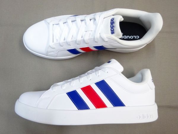 アディダス GRANDCOURT BASE 3.0 U HQ0081