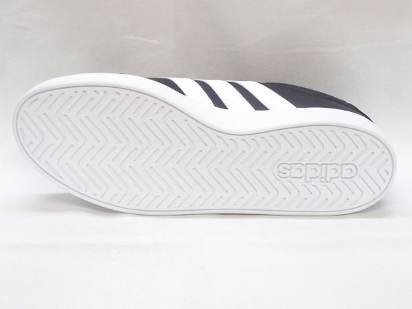 アディダス GRANDCOURT BASE 3.0 U HQ0082