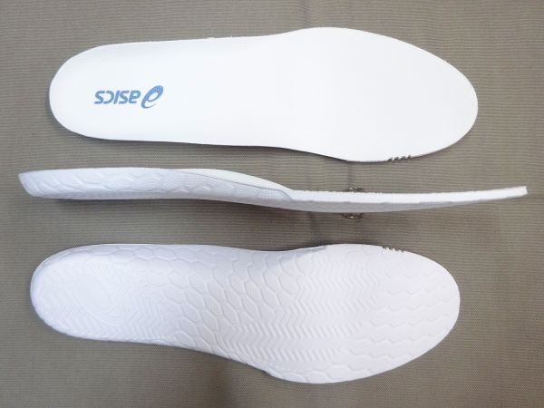 アシックス［バレーボール］ SKY ELITE FF MT 3 1051A081-106