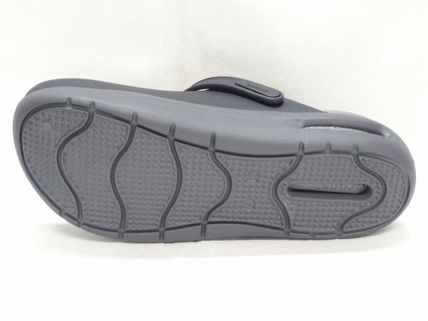 クロックスインモーションクロッグ 209964-001