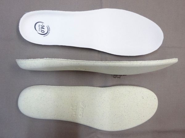 アシックス GT-1000 14  1011C077-101