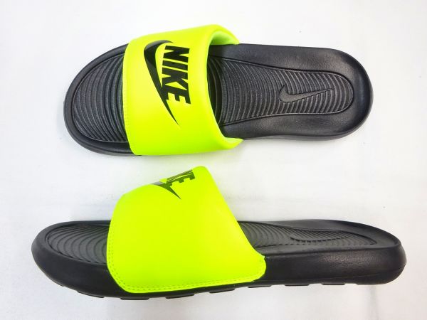 ナイキ ヴィクトリーワンスライド CN9675-015