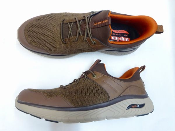 スケッチャーズ ARCH FIT CROSSER-EMERIC 205340-BRN