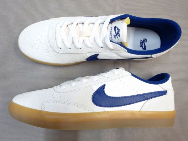 ナイキ SBヘリテージVULC CD5010-102