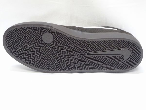 ナイキ チャージキャンバス IB2748-200