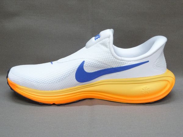 ナイキ レボリューション 8 EASYON HQ2414-111