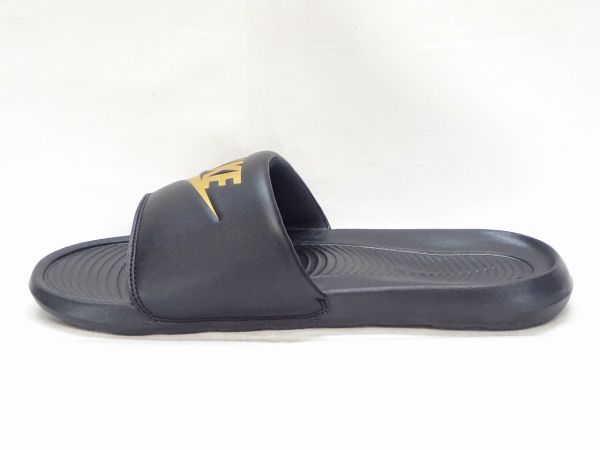 ナイキ ヴィクトリーワンスライド CN9675-006