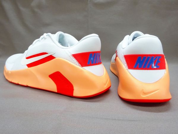 ナイキ フレックストレイン HV9972-103