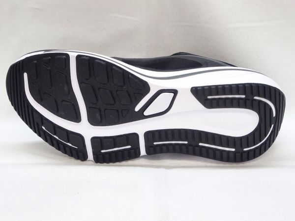 ナイキ AIR WINFLO 12（エアウィンフロ-12）  HV9272-002