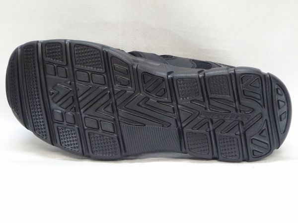 スケッチャーズ REVOLTED SS-NILE 256041-BLK
