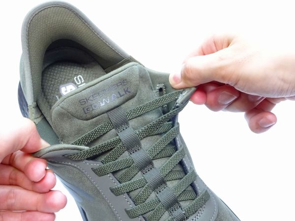 スケッチャーズ GO WALK FLEX SMOOTH MOTION 216326-OLV
