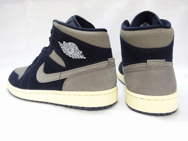 ナイキ AIR JORDAN 1 MID SE IB7110-002