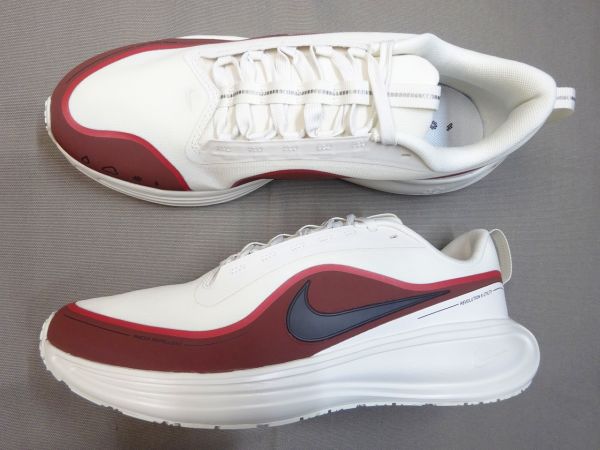 ナイキ レボリューション 8 UTILITY IR0890-002