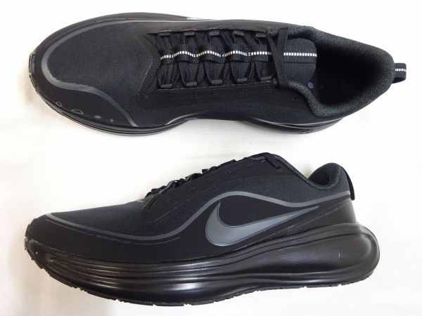 ナイキ レボリューション 8 UTILITY IR0890-001